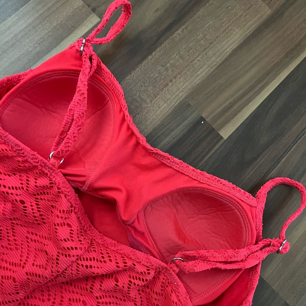 Catalina Women’s Bathing suit - Picture 5 of 7